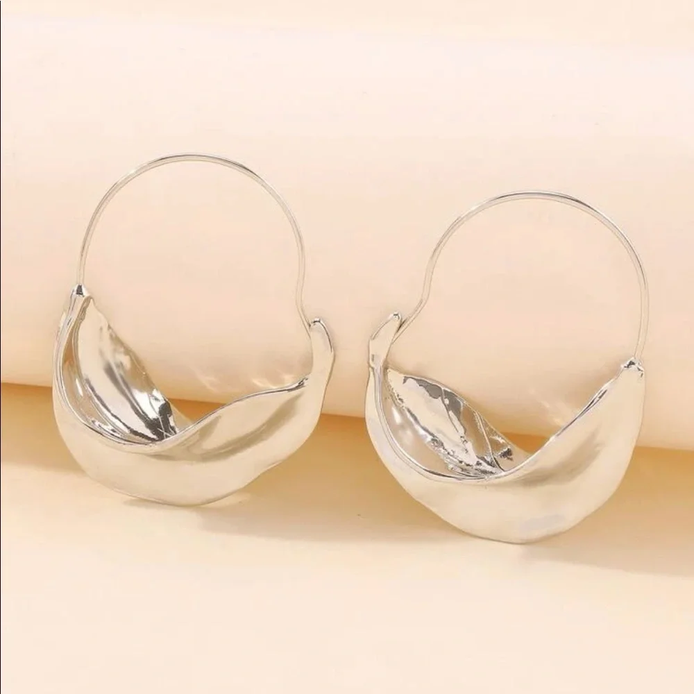 NWT Silver Hoop Earrings - Picture 2 of 4